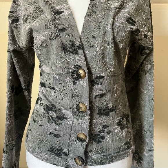 Free People Gray Floral Carolina Cropped Button Front Cardigan size Small - Picture 3 of 8